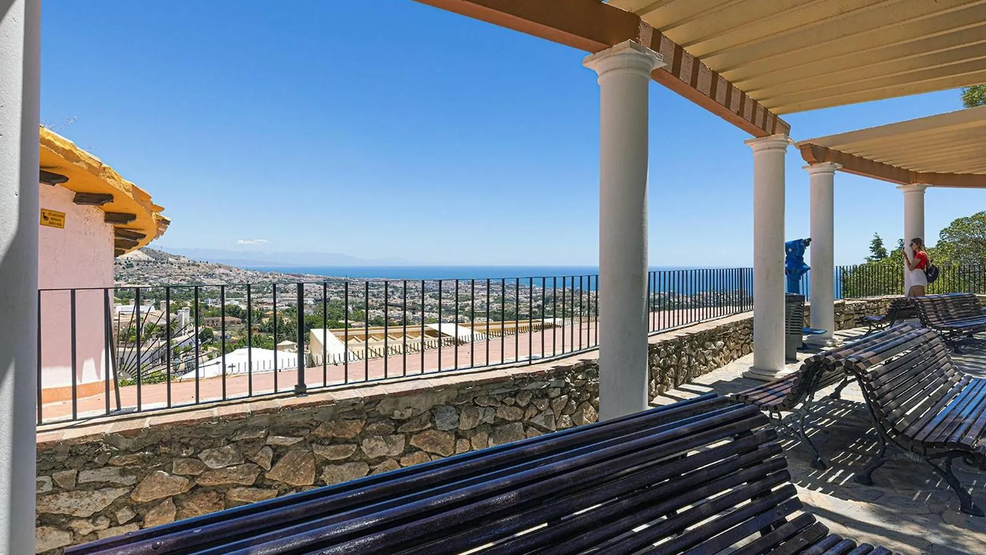 Nyaraló 098 Traditional 2 Bed Pueblo Townhouse With Private Terrace Benalmádena