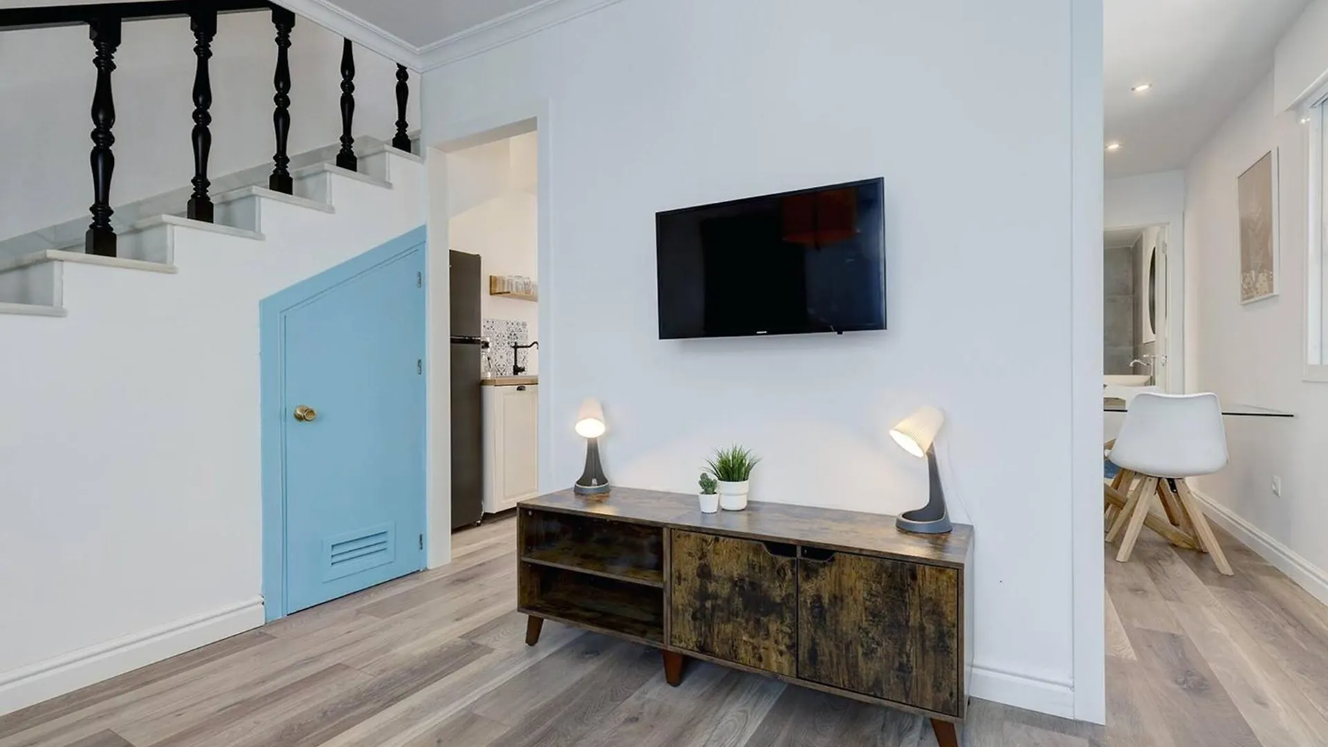 098 Traditional 2 Bed Pueblo Townhouse With Private Terrace Benalmádena Nyaraló