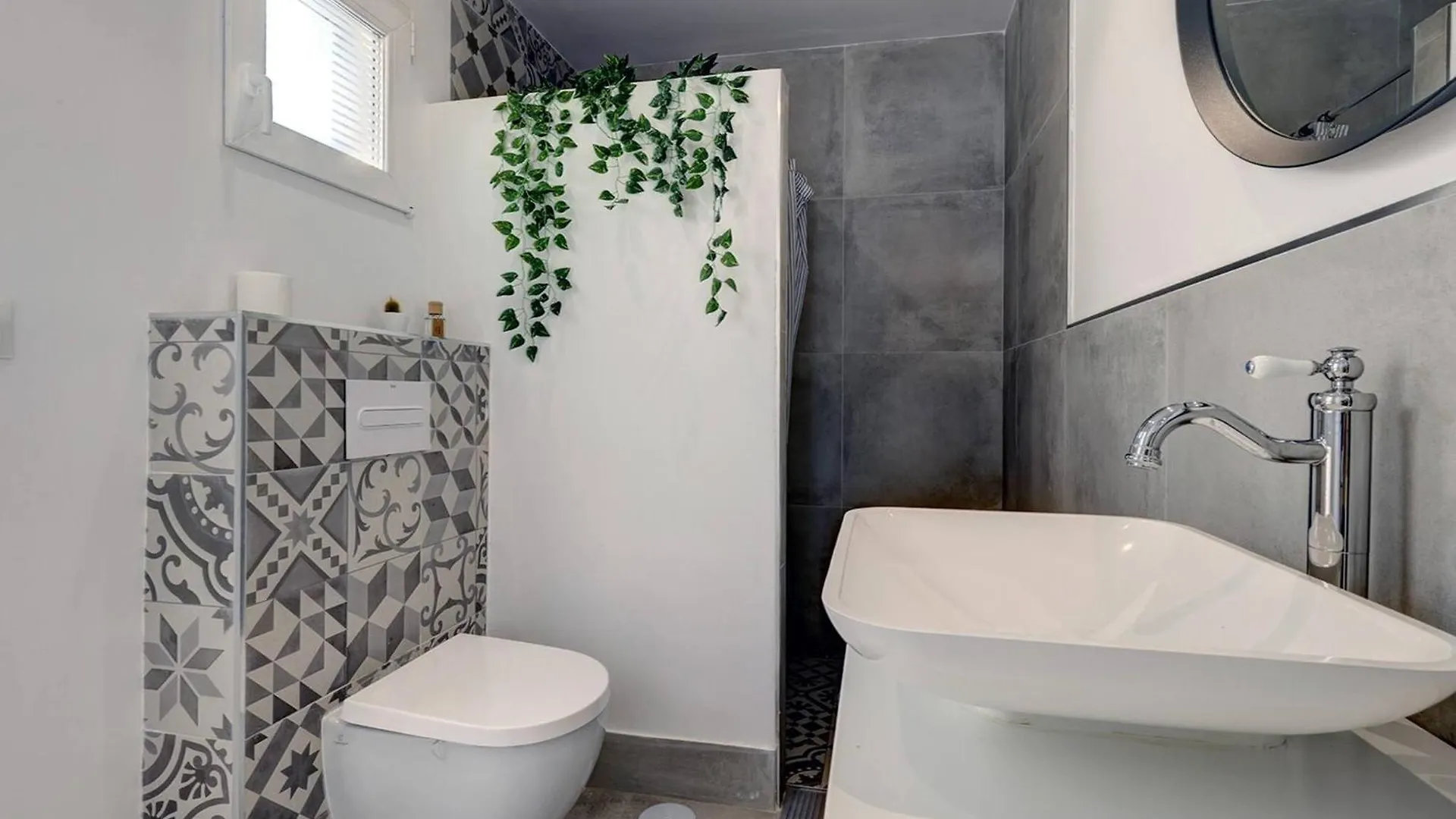 098 Traditional 2 Bed Pueblo Townhouse With Private Terrace Benalmádena Nyaraló